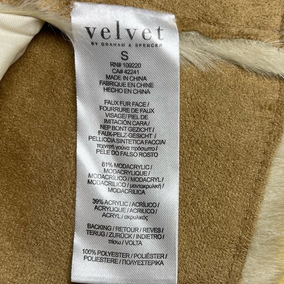 Velvet by Graham & Spencer Cream/Tan Faux Fur Vest size Small - Picture 7 of 9